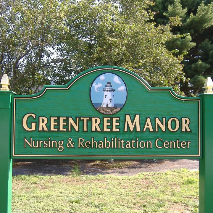 Greentree Manor logo